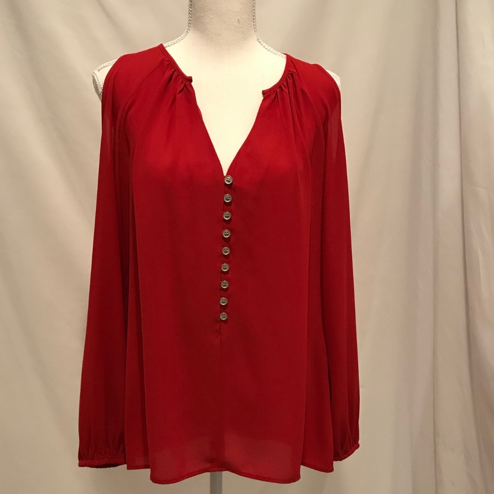 🔥SALE🔥Karen Kane cold shoulder blouse size M - Picture 3 of 7